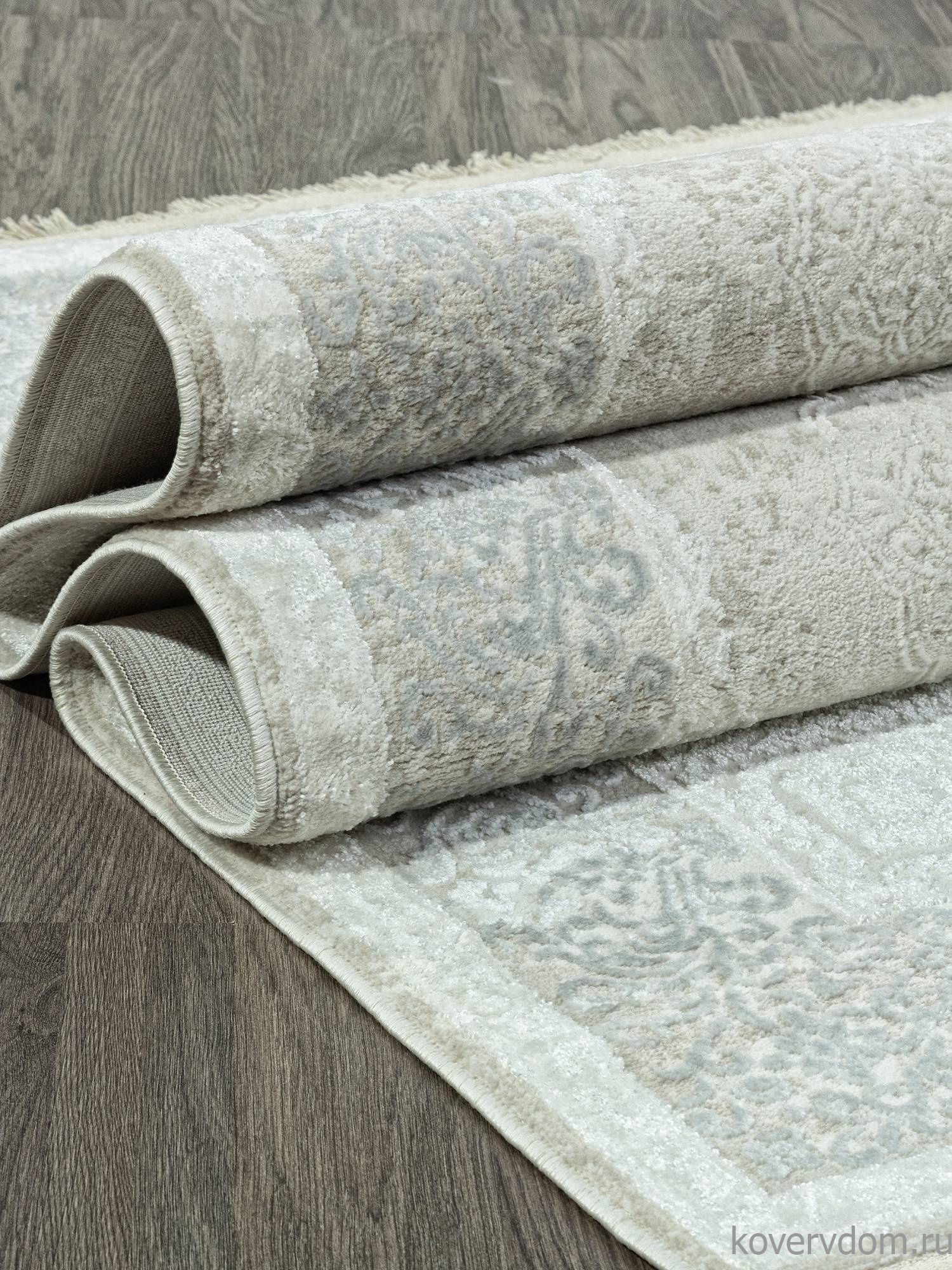 Ковер RUBI-A 26702A CREAM / BEIGE